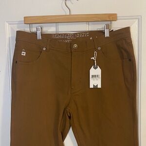 Coast Chestnut Deck Pants .  34x32. NWT